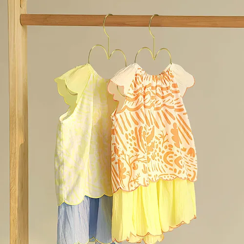 Miniatura 4 de 5 perchas de nube para ropa de niños, perchas de metal antideslizantes para niños, ropa para niños, suéter
