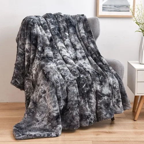 NEWCOSPLAY - Manta de piel sintética súper suave con respaldo de sherpa, manta decorativa cálida y acogedora para habitación, sofá y piso (Gruesa -
