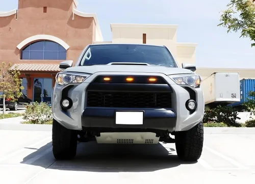 Miniatura 4 de iJDMTOY 3 luces de marcador LED ámbar con lente ámbar para rejilla central, compatibles con Toyota 2014 en adelante 4Runner o 2012 en adelante