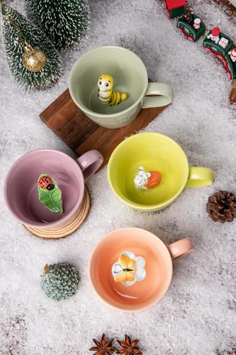 Miniatura 4 de DIHOclub Taza de café de cerámica de oruga oculta en el interior de animales en 3D, serie de jardín, hecha a mano con figuras de oruga (verde claro)