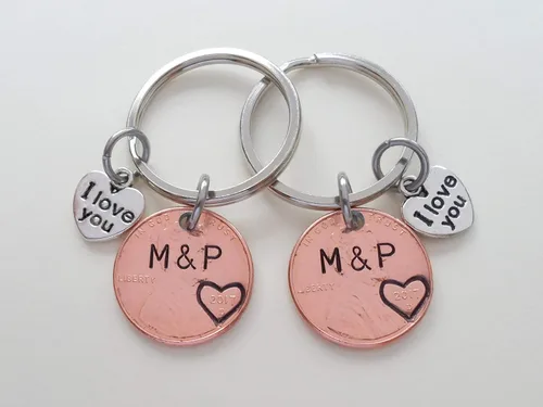 Miniatura 3 de Custom Hand Stamped 2 Personalized Penny Keychains, Anniversary Gift, Husband Wife Key Chain, Boyfriend Girlfriend Gift, Customized Couples Keychains