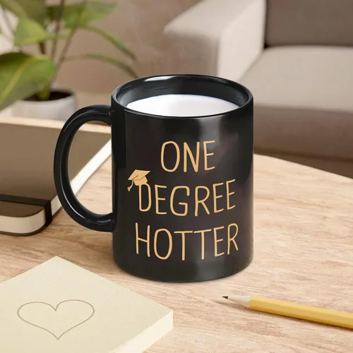 Miniatura 2 de Regalos de graduación para ella, él, taza de cerámica de 11 oz para un grado más caliente - 2026 divertida universidad, maestría, doctorado