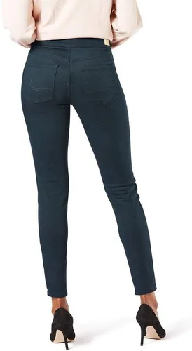 Miniatura 48 de Signature de Levi Strauss & Co. Gold Totally Shaping - Jeans ajustados para mujer, totalmente moldeadores, sin botones
