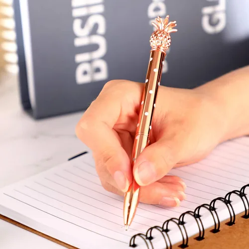 Miniatura 7 de Outus 12 bolígrafos de piña, bonitos regalos de piña para mujeres, bolígrafos de metal oro rosa para graduados, regalos de regreso a clases, tinta