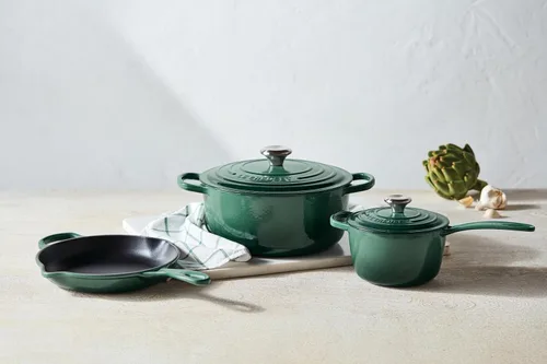 Miniatura 5 de Le Creuset - Cacerola esmaltada de hierro fundido con firma, 2.25 cuartos de galón, alcachofa Artichaut
