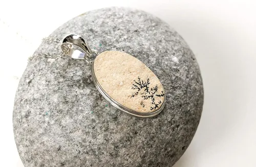 Miniatura 2 de Dendritic Agate pendant, Leaf jasper pendant, Scenic yellow dendritic agate, Oval rough stone pendant, Desert storm pendant, Natural stone
