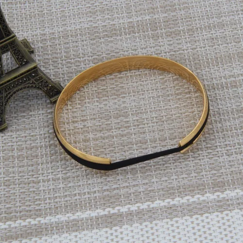 Miniatura 4 de Zuo Bao Pulsera de acero con ranura en V