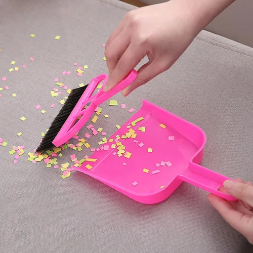 Miniatura 7 de TOPZEA Juego de 6 mini recogedor de polvo y cepillo, juego de recogedor de escoba de mano para mesa, escritorio, encimera, teclado, gato, perro
