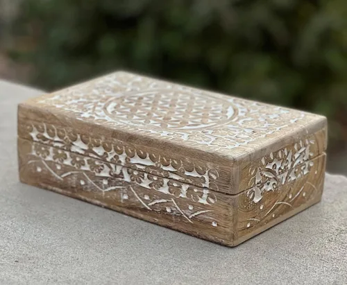 Miniatura 2 de DharmaObjects Caja grande de madera tallada a mano con flores de la vida, para almacenamiento de tarjetas de tarot, multiutilidad