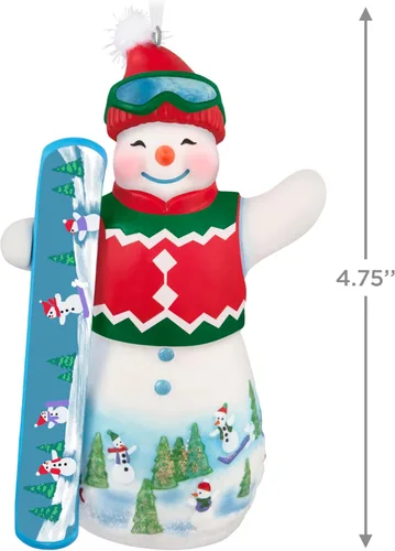 Miniatura 4 de Hallmark Keepsake Adorno de Navidad 2025, Snowtop Lodge Ollie U. Halfpipe, porcelana, muñeco de nieve, regalos para coleccionistas