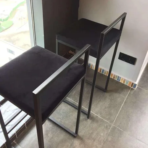 Miniatura 4 de Juego de 2 taburetes de bar de diseño industrial con estructura y respaldo de acero negro, altura ajustable, para cocina y comedor, elegantes sillas
