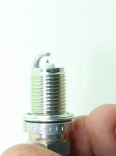 Miniatura 6 de NGK 7090 bujías de platino G-Power, BKR5EGP, 6 unidades NUEVAS