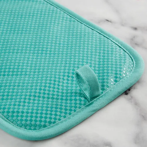Miniatura 4 de KitchenAid Juego de 2 soportes para ollas a cuadros, cielo aguamarina, 7 x 10 pulgadas Aqua Sky