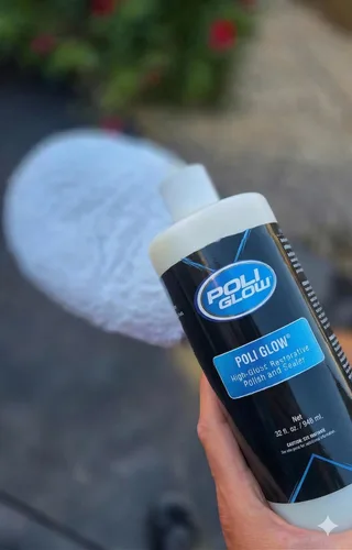 Miniatura 9 de Poli Glow Restaurador de fibra de vidrio de 32 onzas. Hecho para barcos y vehículos recreativos y más.