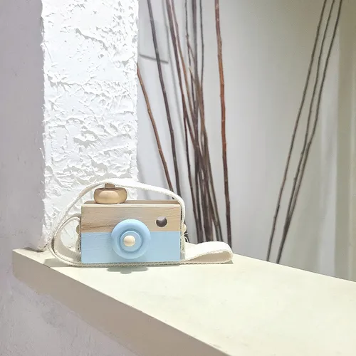 Miniatura 3 de Juguetes de madera para bebés, mini cámara de juguete, lindo juguete mini para bebés y niños, accesorios para colgar en el cuello con fotografía