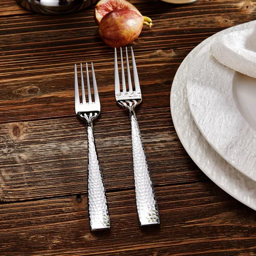 Miniatura 3 de KEAWELL Premium Juego de 4 Piezas de Tenedores de Cena Louis Martillados de 8.3", Acero Inoxidable 18/10, Borde Cuadrado con Bordes Redondeados