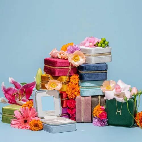Miniatura 8 de Joyeros de viaje de terciopelo afelpado para mujer, caja organizadora de joyas, estuche pequeño de viaje para joyería , organizador de aretes