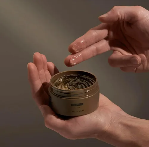 Miniatura 5 de Gel para Cabello de Hombre HygieneLab - Verificado por EWG, Fuerte Sujeción, Acabado Mate, Textura Ligera, Aroma a Cedro Flotante, Fórmula Limpia No