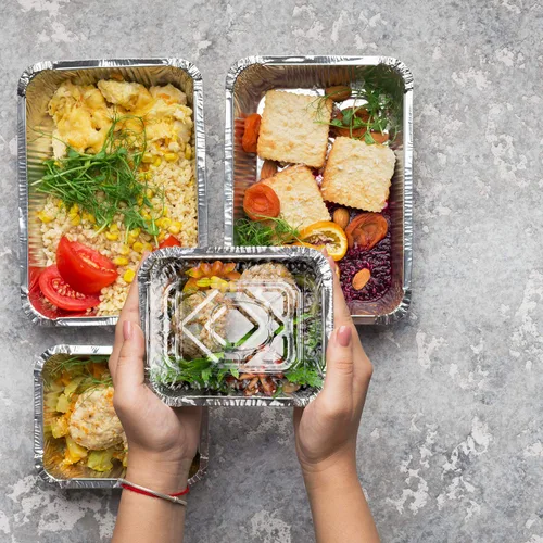 Miniatura 4 de Stock Your Home Sartenes de aluminio pequeños de 1 libra con tapas (paquete de 50), sartenes de aluminio con tapas de plástico transparente