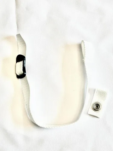 Miniatura 3 de Correa de barbilla para casco de hockey con broche único Negro