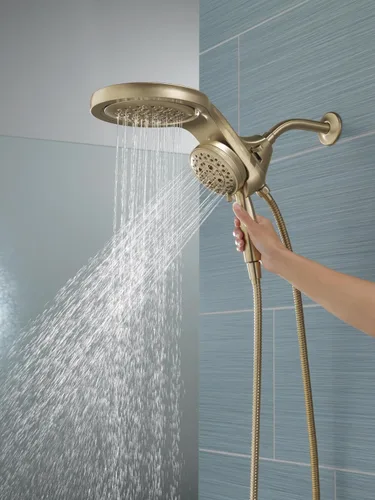 Miniatura 2 de Delta Faucet HydroRain 58680-CZ-PR Cabezal de ducha tipo lluvia H2Okinetic dual de 5 ajustes con rociador de mano, cabezal dorado con manguera