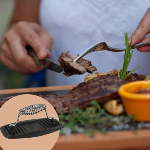 Miniatura 9 de BBQ Dragon Prensa para parrilla de hierro fundido – Prensa de hamburguesas, tocino y panini resistente de 2.9 libras – Pre sazonada para asar