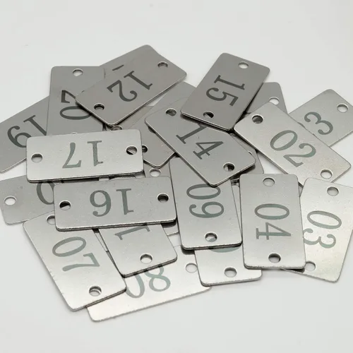 Miniatura 8 de Etiquetas numeradas rectangulares de acero inoxidable con dos agujeros (1-10)