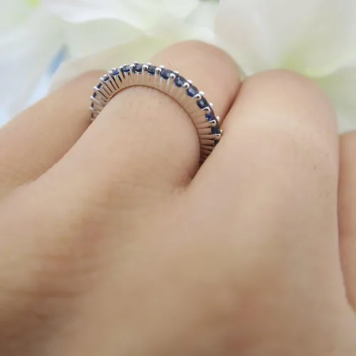 Miniatura 4 de Dazzlingrock Collection Anillo de boda apilable de oro de 14 quilates con zafiro azul redondo de 1,00 quilates (quilates)