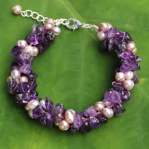 Miniatura 2 de NOVICA Pulsera de perlas cultivadas de agua dulce amatista chapada en plata 7.75" 'Gracious Lady