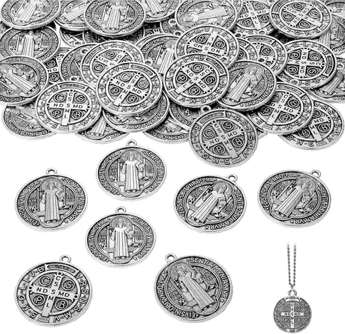 Tudomro Medallas de San Benito 1.38 x 1.22 pulgadas, dije de metal de San Benito, tono plateado, protección contra el mal, regalo de Navidad para