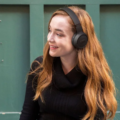 Miniatura 7 de Auriculares de diadema inalámbricos JBL Tune 570BT con Bluetooth y sonido estéreo Pure Bass, incluye paño de limpieza - Negro(JBLT570BTBLKAM-CC)