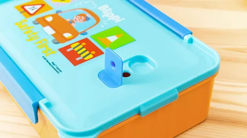 Miniatura 7 de Zak Designs Blippi Caja Bento de plástico reutilizable con sello a prueba de fugas, asa de transporte, ventilación de vapor para microondas