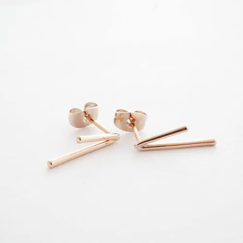 Miniatura 2 de HONEYCAT Lucy Tiny Drop Bar - Pendientes en oro, oro rosa o plata, joyería minimalista y delicada