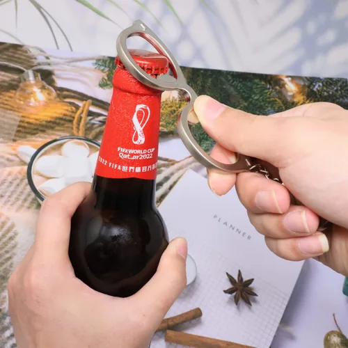 Miniatura 4 de yueton 2 unids gafas de sol abrebotellas llavero aleación novedad creativa cerveza vino abrebotellas fiesta favores mochila colgante