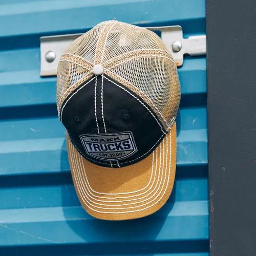 Miniatura 6 de Mack Trucks Est. 1900 Gorra de malla de camionero Snapback de dos tonos negro y caqui, NegroCaqui