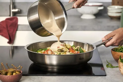 Miniatura 2 de Fissler Original-Profi Collection - Sartén de acero inoxidable de 1.5 cuartos de galón con tapa de metal