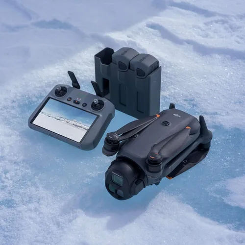 Miniatura 8 de DJI Mavic 4 Pro Combo Fly More con DJI RC 2, dron insignia con cámara triple de 100MP 4/3 CMOS Hasselblad, transmisión de video de 30km/18.6mi