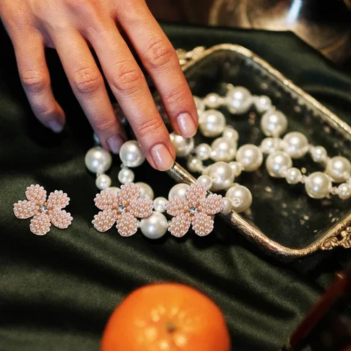 Miniatura 2 de EXCEART 10 piezas de accesorios con forma de flor de perla, dijes de horquilla para palos de pelo, horquillas para ropa, adornos hechos a mano