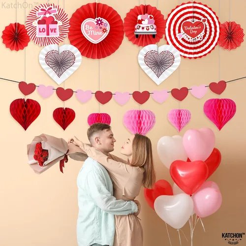 Miniatura 6 de KatchOn, Guirnalda de corazones de fieltro con estampado rojo – 10 pies, sin bricolaje Decoraciones del día de San Valentín Decoración