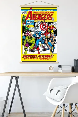 Miniatura 5 de Trends International Marvel Comics Avengers #100 - Póster de pared, 22.37 x 34.00 pulgadas, paquete de impresión premium y colgador de madera de haya