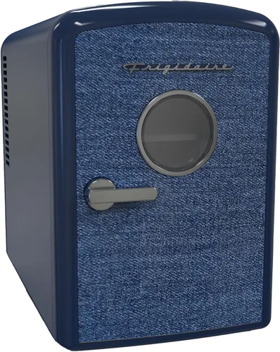 Miniatura 2 de Frigidaire Mini Refrigerador Personal, Capacidad de 1 Galón para 9 Latas, Incluye Enchufes para Toma de Corriente Doméstica y Cargador de CC – 9.84