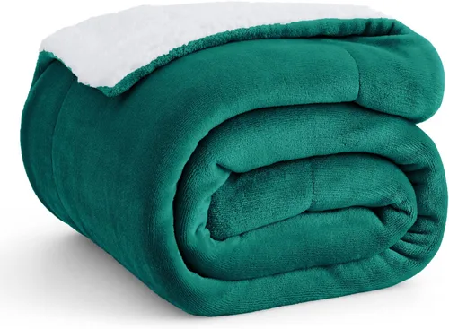 Bedsure GentleSoft Manta Throw de Vellón Sherpa Tamaño Twin para Sofá - Manta Gruesa y Cálida para Mujeres y Hombres, Manta de Navidad Twin Suave y