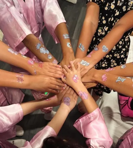Miniatura 4 de xo, Fetti Tatuajes temporales de fiesta rosa para niñas – 52 estilos Suministros de fiesta de cumpleaños rosa, recuerdos de bolsa de regalos