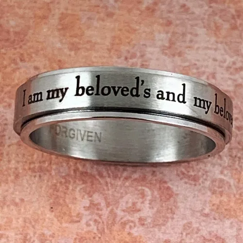Miniatura 3 de Anillo giratorio de acero inoxidable con texto en hebreo, I am my amed.
