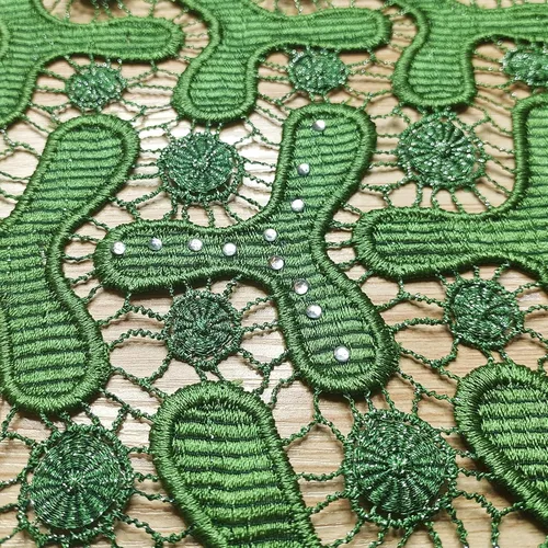 Miniatura 3 de Bestway Diamantes de imitación solubles en agua de moda Bordado con agujeros Tela de encaje africano 5 yardas Tela de estilo de fiesta de boda