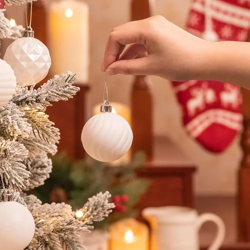 Miniatura 5 de Valery Madelyn Juego de adornos navideños para árbol de Navidad, 24 unidades, adornos de bolas blancas inastillables, adorno colgante de 2.36 Blanco