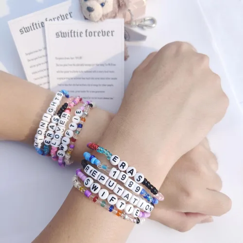 Miniatura 6 de JALZEMPL 5Pcs Taylor Eras Tour Swiftie Bracelets Lover 1989 Reputation Mid Friendship Bracelet Beads Set Lover Era Taylor Outfit Inspired Lover