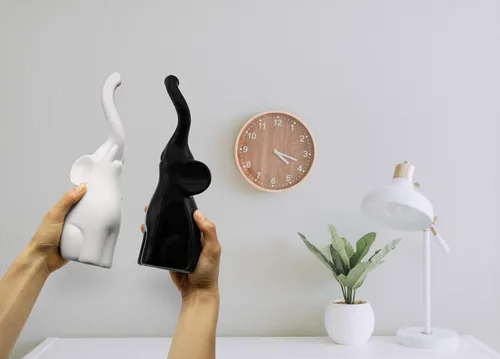 Miniatura 2 de Vaudagio Amante par de elefantes en blanco y negro – Escultura de cerámica moderna como un conjunto – Figura de decoración de 10.2 pulgadas de alto