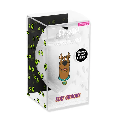Miniatura 3 de wet n wild - Esponja de maquillaje Scooby-Doo con brillo en la oscuridad, forma de lágrima para una cobertura completa y sin crueldad, vegana