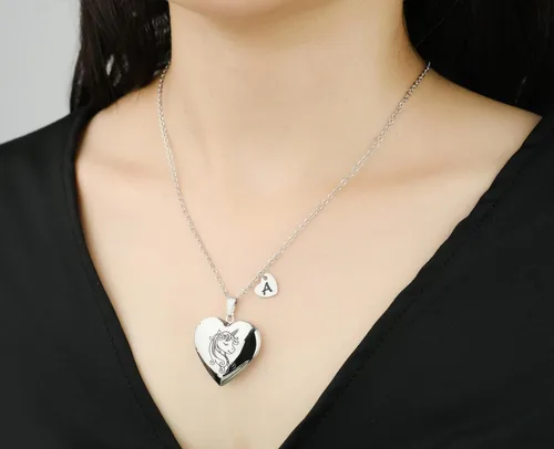 Miniatura 5 de YOUFENG Regalos de unicornios para niñas, collar con medallón de corazón que sostiene imágenes, medallón esmaltado, regalos para mujeres